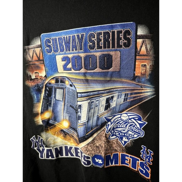 Vintage 2000 World Series NY Mets vs NY Yankees Subway Series Men Medium T-Shirt - Picture 2 of 4